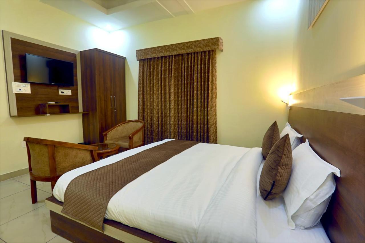 Hotel The Glory ริชิเคช ภายนอก รูปภาพ